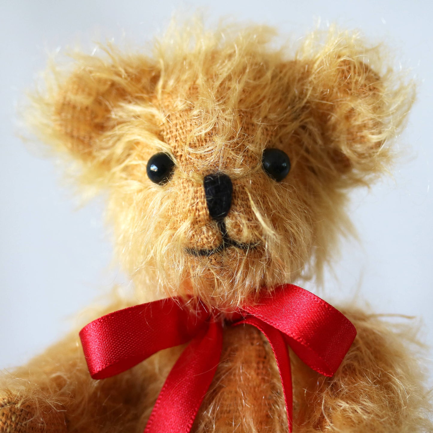 Golden Peter - Traditional jointed mohair teddy bear