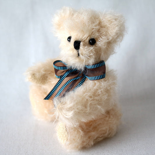 Fluffy Peter - Traditional jointed mohair teddy bear.